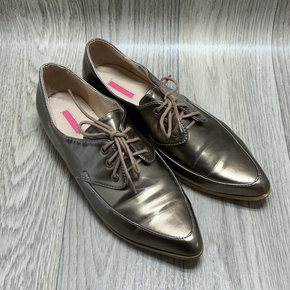 Daisy Street Metallic Taupe Lace-Up Pointed Flats